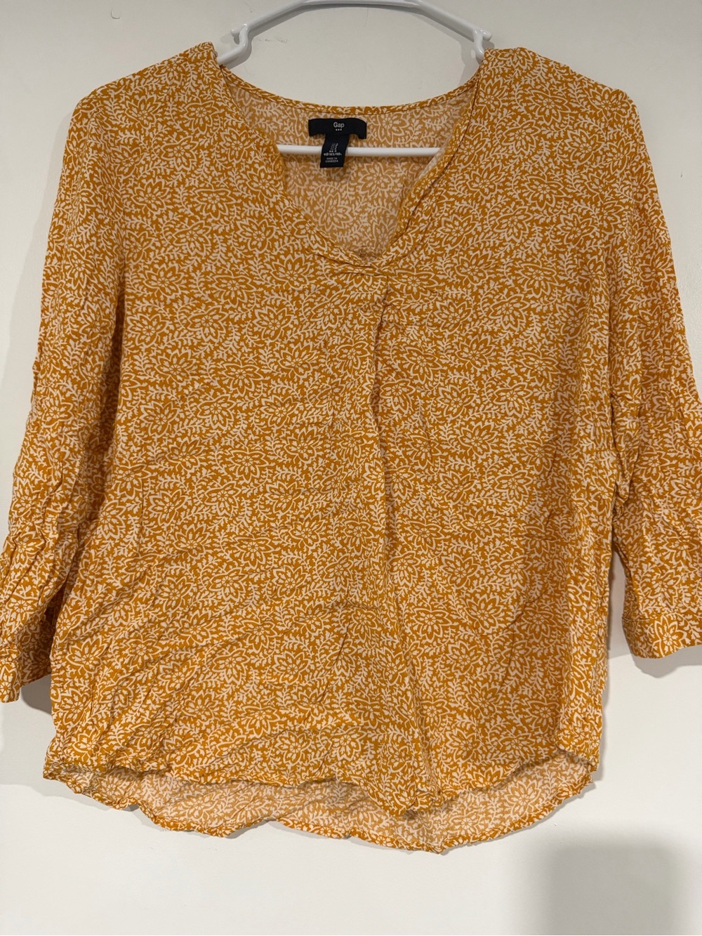 Gap Women's Yellow Floral V-Neck Blouse
